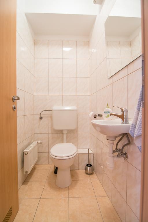 Center Haz Apartman Budapest Extérieur photo